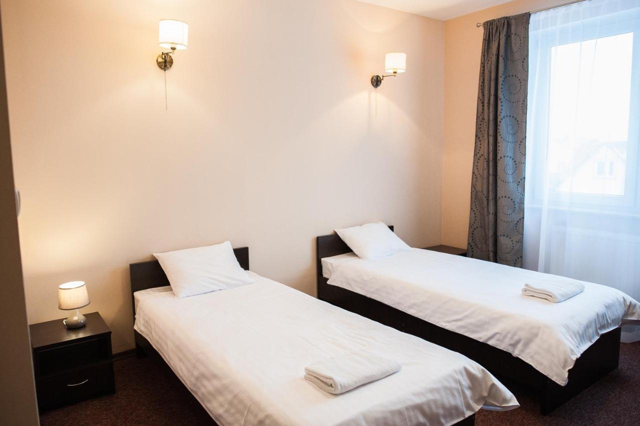 Hotel Zacisze Bratkowice Exterior photo